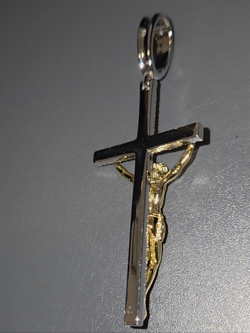 Iced Out 3D Jesus On Cross Moissanite Pendant - 14k Gold Vermeil/ 925 Silver NEW - Picture 11 of 12